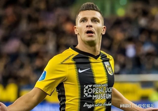 对AC米兰 对AC米兰