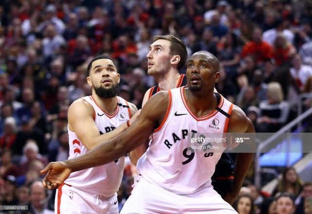 易时更加谨 易时更加谨